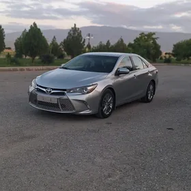 Toyota Camry 2015