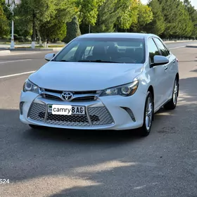 Toyota Camry 2017