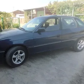 Opel Astra 1992