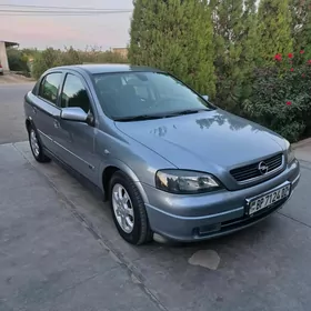 Opel Astra 2003