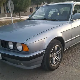 BMW 525 1989