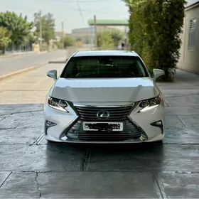 Lexus ES 350 2016