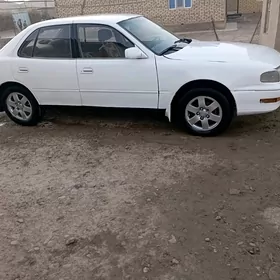 Toyota Camry 1991