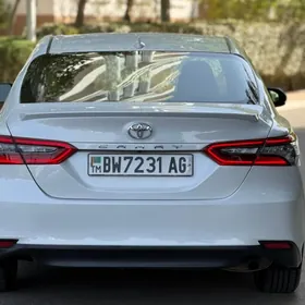 Toyota Camry 2022