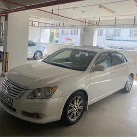 Toyota Avalon 2010