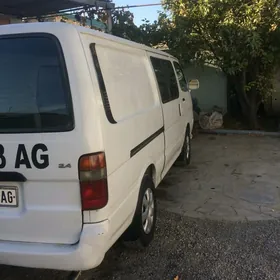 Toyota Hiace 1999