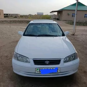 Toyota Camry 1999