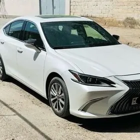 Lexus ES 350 2021