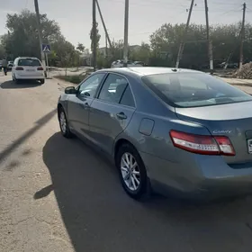 Toyota Camry 2010