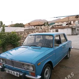 Lada 2103 1980