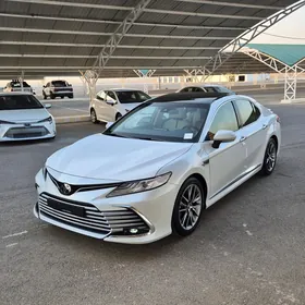 Toyota Camry 2024