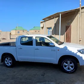 Toyota Hilux 2012