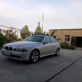 BMW E39 2002