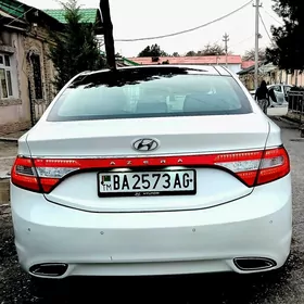 Hyundai Azera 2012