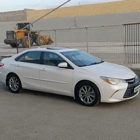 Toyota Camry 2017