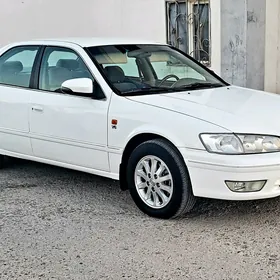 Toyota Camry 1997