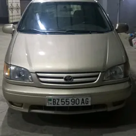 Toyota Sienna 2000