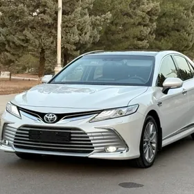 Toyota Camry 2024