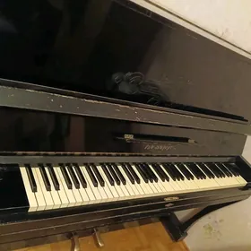 pianino