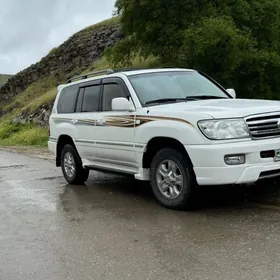 Toyota Land Cruiser 2000