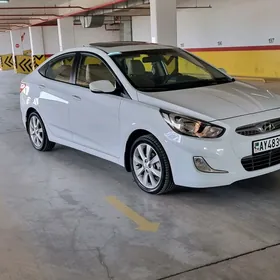 Hyundai Accent 2014