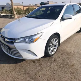 Toyota Camry 2015