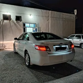 Toyota Camry 2010