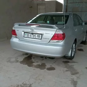 Toyota Camry 2003