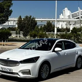 Kia Cadenza 2017