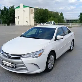 Toyota Camry 2015