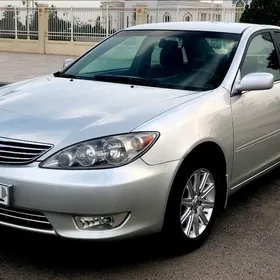 Toyota Camry 2004