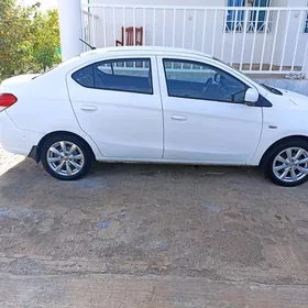 Nissan Versa 2013