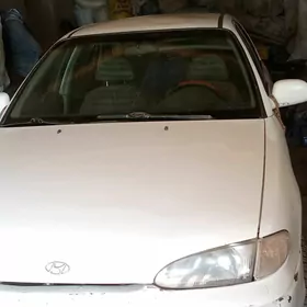 Hyundai Elantra 1995