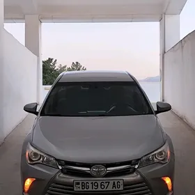 Toyota Camry 2016