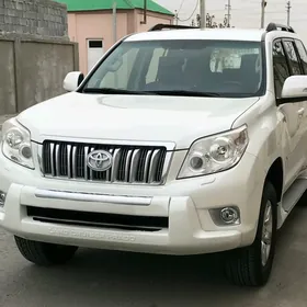 Toyota Land Cruiser Prado 2013