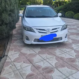 Toyota Corolla 2011