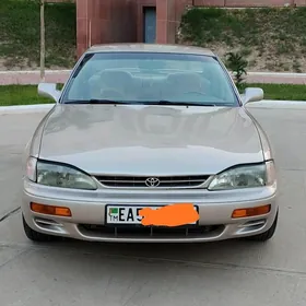 Toyota Camry 1989