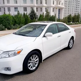 Toyota Camry 2011