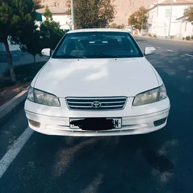 Toyota Camry 1997