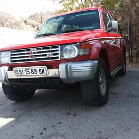 Mitsubishi Pajero 1997