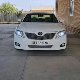 Toyota Camry 2010