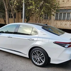 Toyota Camry 2022