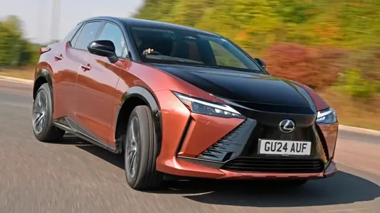 Lexus представила доступный RZ 300e с большим запасом хода