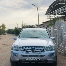 Mercedes-Benz ML350 2006