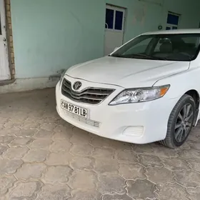 Toyota Camry 2010