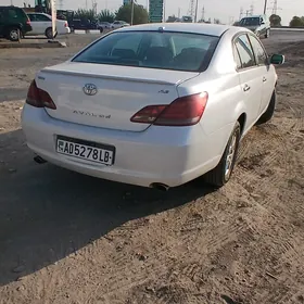 Toyota Avalon 2005