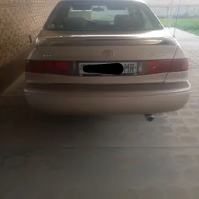 Toyota Camry 2000