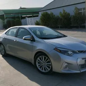 Toyota Corolla 2015