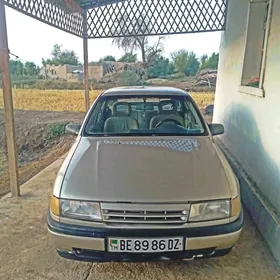 Opel Vectra 1990