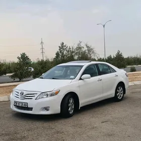 Toyota Camry 2010